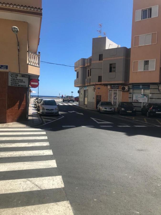 Casa Veronica 6 , 1 Dormitorio Arona  Εξωτερικό φωτογραφία